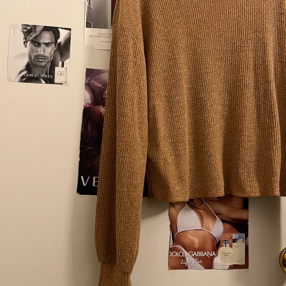Cozy Brown Knit Sweater - Picture 2 of 3
